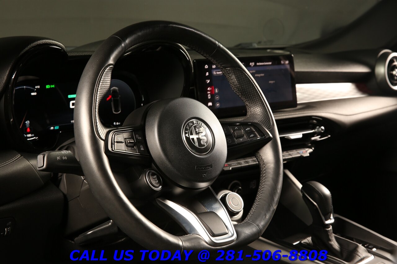2024 Alfa Romeo Tonale Plug-InHybrid 2024 Ti AWD NAV SUN ADAPTcruise BLIS HARMAN 11K Mi - Photo 10 - Houston, TX 77031