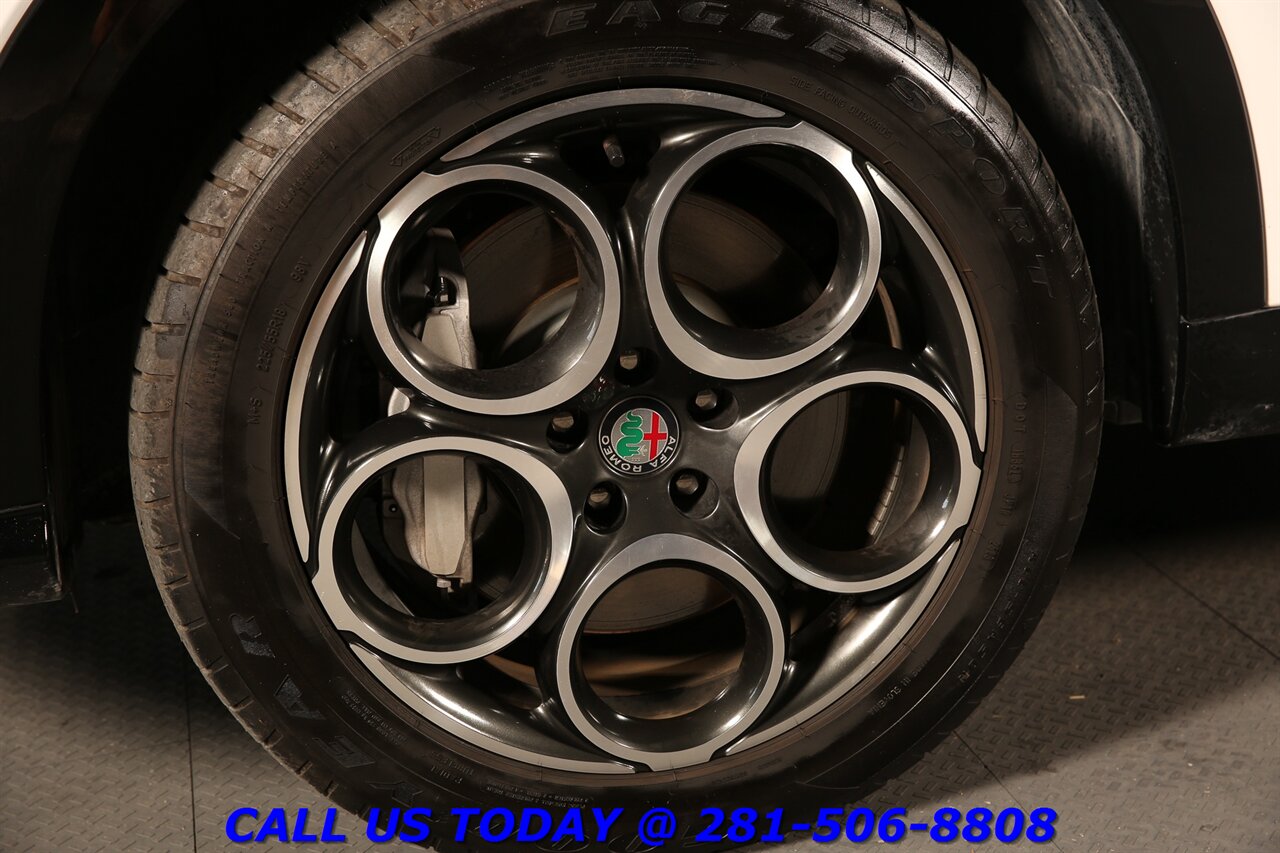2024 Alfa Romeo Tonale Plug-InHybrid 2024 Ti AWD NAV SUN ADAPTcruise BLIS HARMAN 11K Mi - Photo 24 - Houston, TX 77031