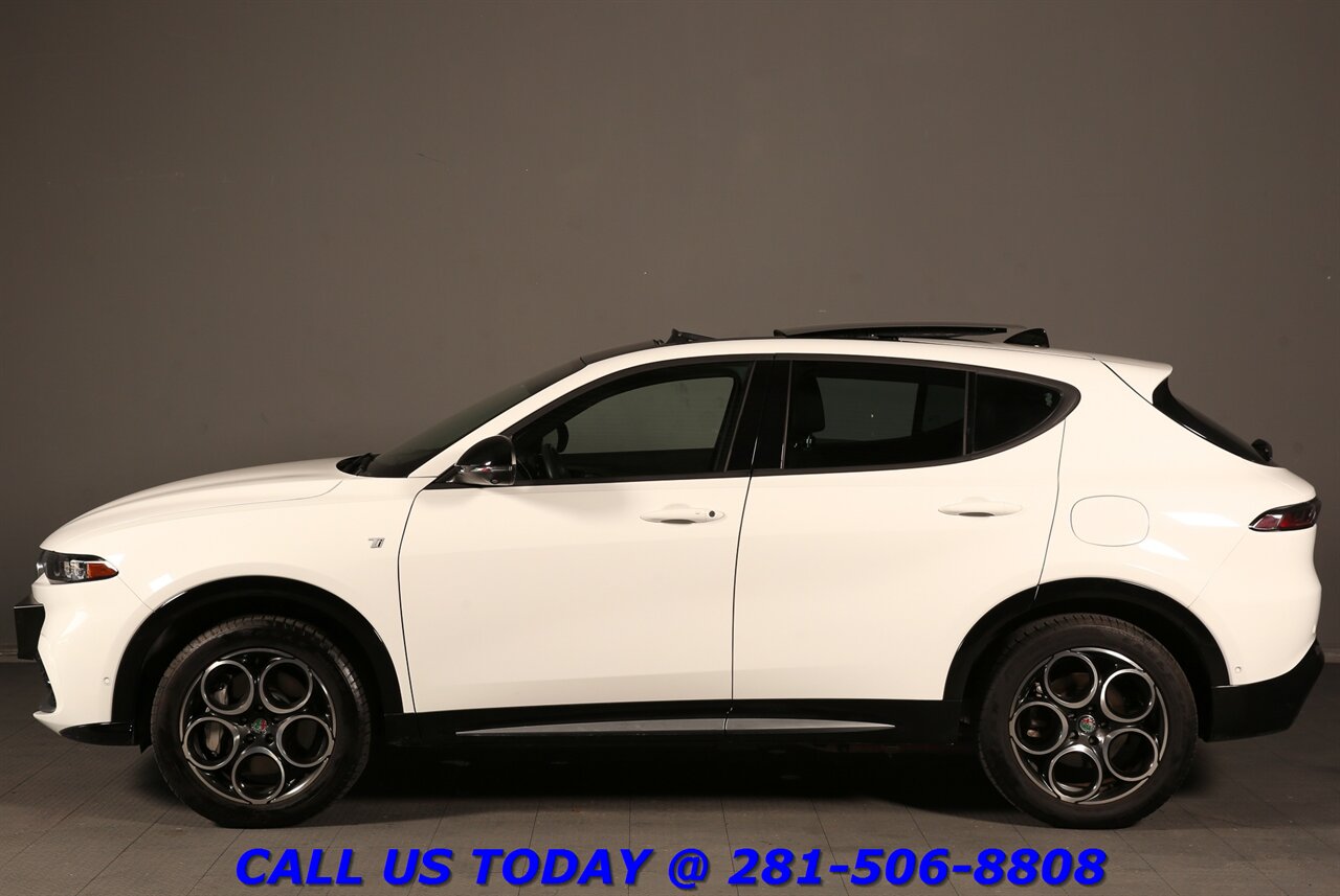2024 Alfa Romeo Tonale Plug-InHybrid 2024 Ti AWD NAV SUN ADAPTcruise BLIS HARMAN 11K Mi - Photo 4 - Houston, TX 77031