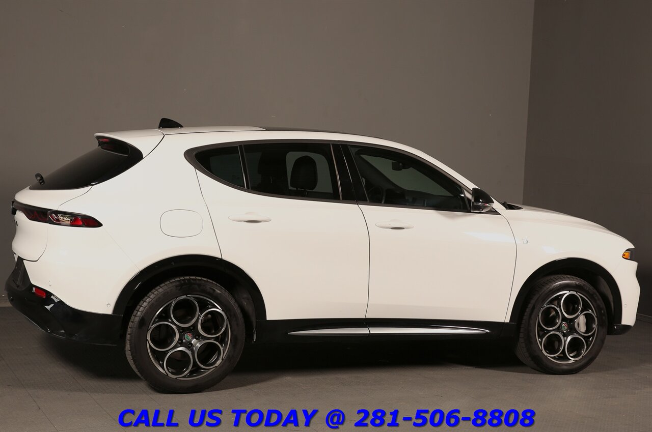 2024 Alfa Romeo Tonale Plug-InHybrid 2024 Ti AWD NAV SUN ADAPTcruise BLIS HARMAN 11K Mi - Photo 6 - Houston, TX 77031
