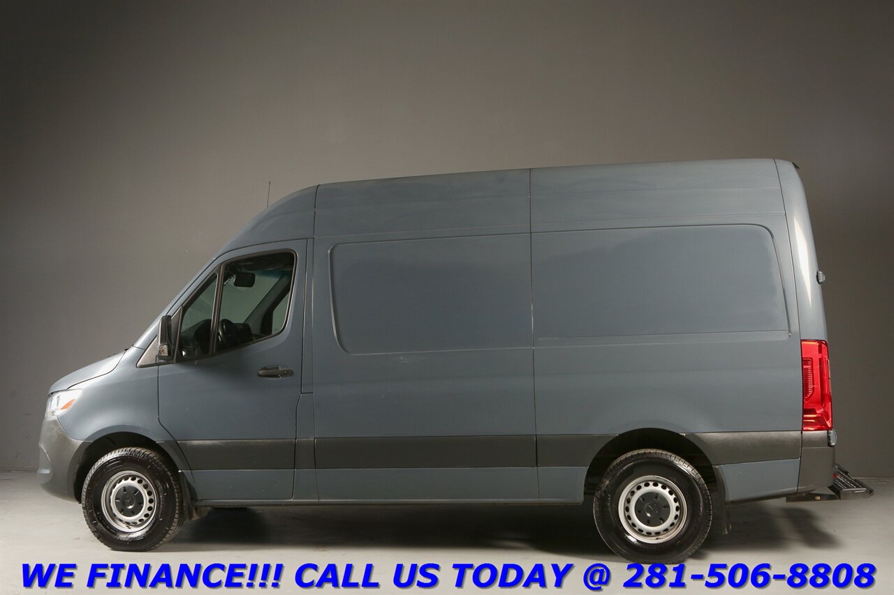 2019 Mercedes-Benz Sprinter 2019 2500 DIESEL CARGO VAN HIGH ROOF BLIND 69K   - Photo 4 - Houston, TX 77031