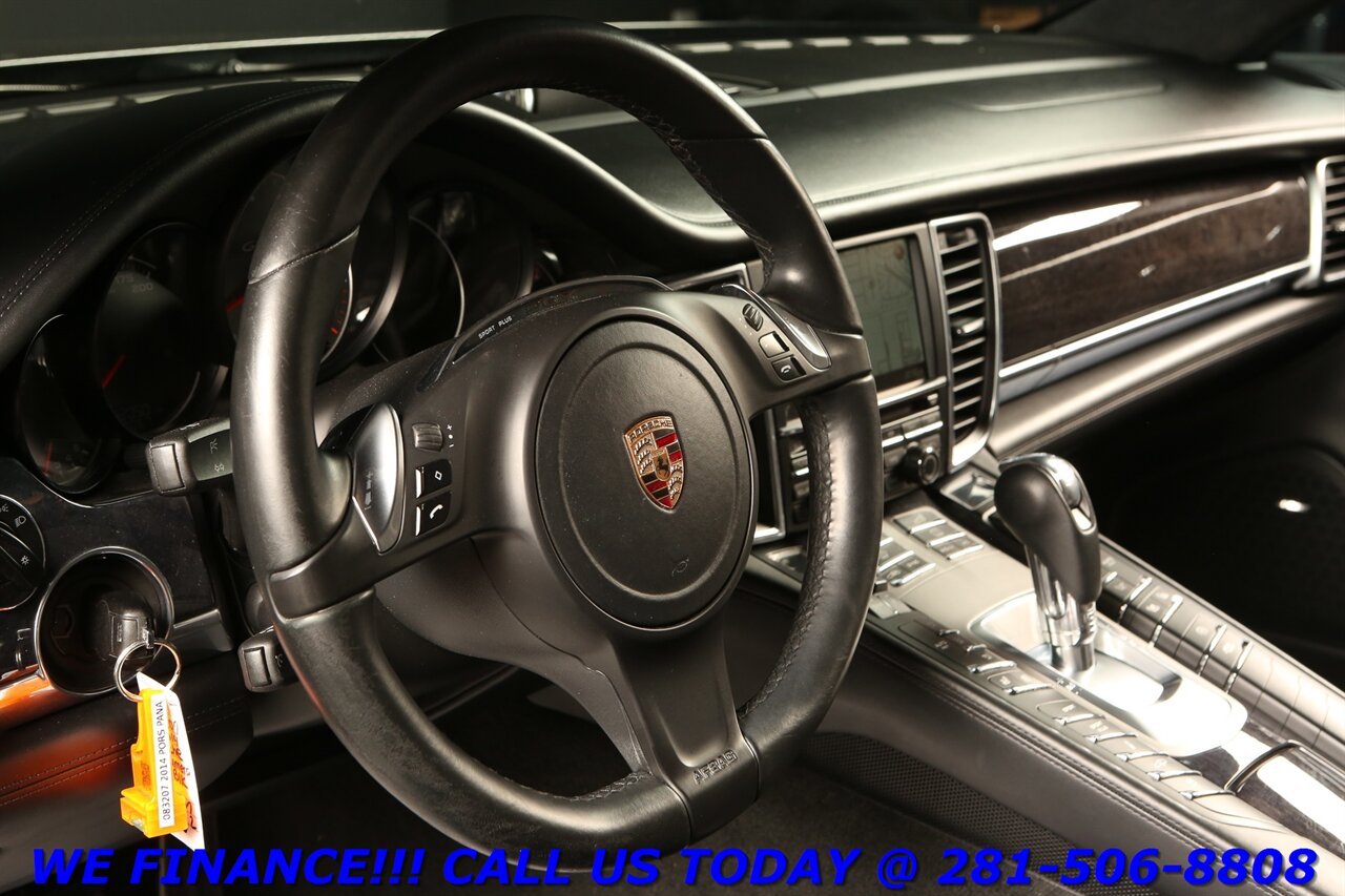 2014 Porsche Panamera 2014 GTS AWD NAV SUN HEAT/COOL SEAT BOSE SPORT+ - Photo 10 - Houston, TX 77031