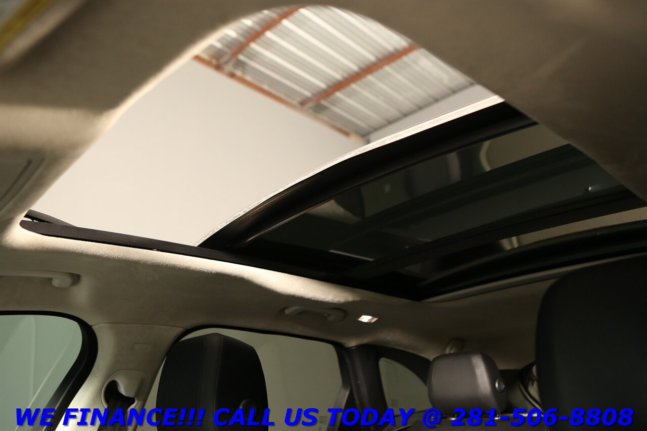 2020 Jaguar F-Pace 2020 25t Premium AWD NAV PANO BLIND MERIDIAN 34K   - Photo 11 - Houston, TX 77031