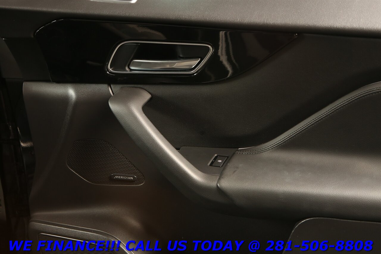 2020 Jaguar F-Pace 2020 25t Premium AWD NAV PANO BLIND MERIDIAN 34K   - Photo 26 - Houston, TX 77031