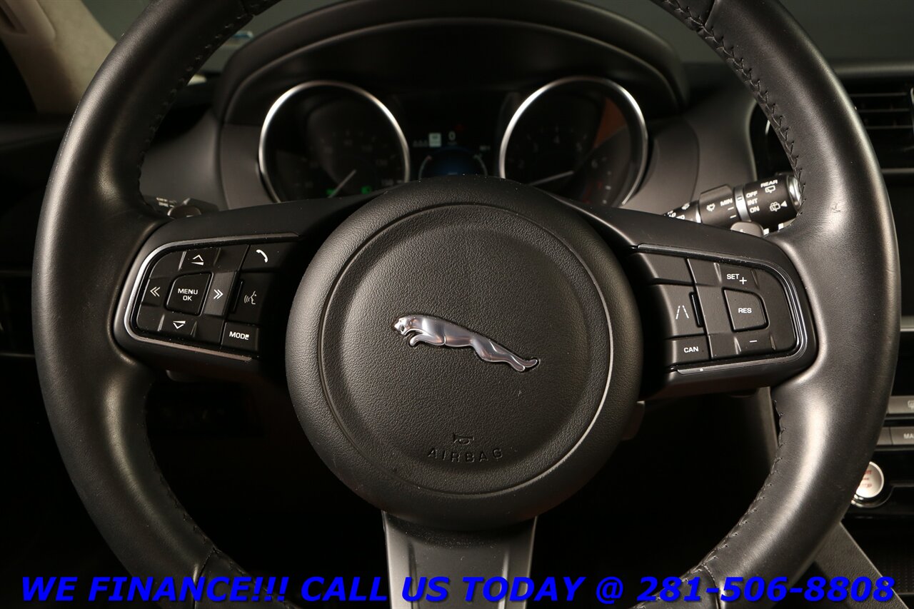 2020 Jaguar F-Pace 2020 25t Premium AWD NAV PANO BLIND MERIDIAN 34K   - Photo 14 - Houston, TX 77031