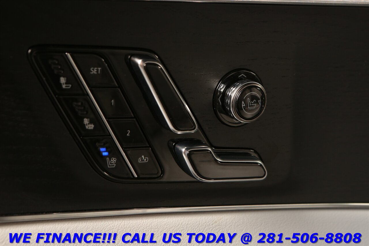 2023 Cadillac LYRIQ 2023 LUXURY CARPLAY NAV PANO ADAPT CRUISE BLIS - Photo 10 - Houston, TX 77031