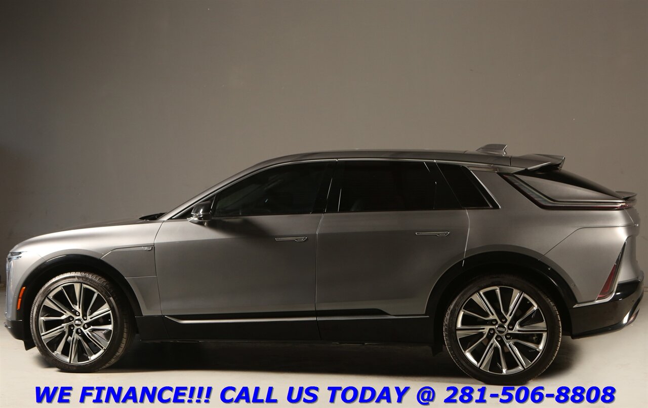 2023 Cadillac LYRIQ 2023 LUXURY CARPLAY NAV PANO ADAPT CRUISE BLIS - Photo 4 - Houston, TX 77031