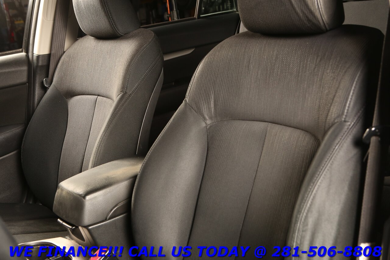 2014 Subaru Outback 2014 2.5i AWD WAGON ROOF RAIL 17 "ALLOYS 85K MLS   - Photo 12 - Houston, TX 77031