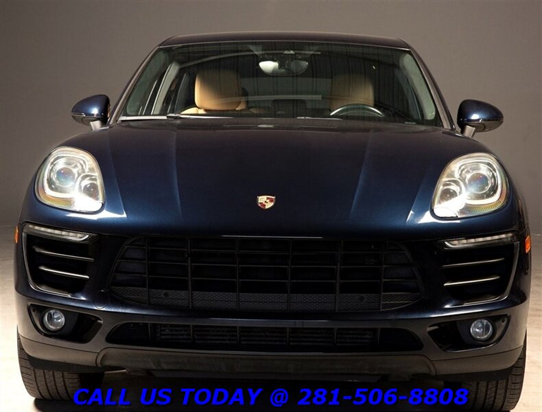 2017 Porsche Macan 2017 AWD PREM PKG NAV SPORT HEATSEAT BOSE CAMERA - Photo 8 - Houston, TX 77031