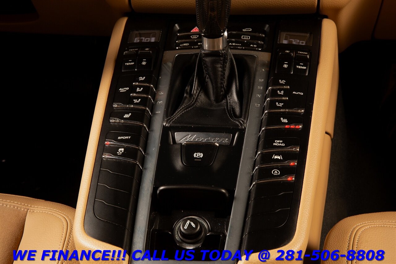 2017 Porsche Macan 2017 AWD PREM PKG NAV SPORT HEATSEAT BOSE CAMERA   - Photo 18 - Houston, TX 77031