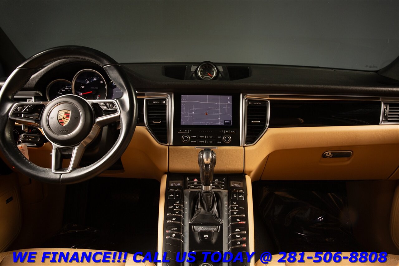 2017 Porsche Macan 2017 AWD PREM PKG NAV SPORT HEATSEAT BOSE CAMERA   - Photo 2 - Houston, TX 77031