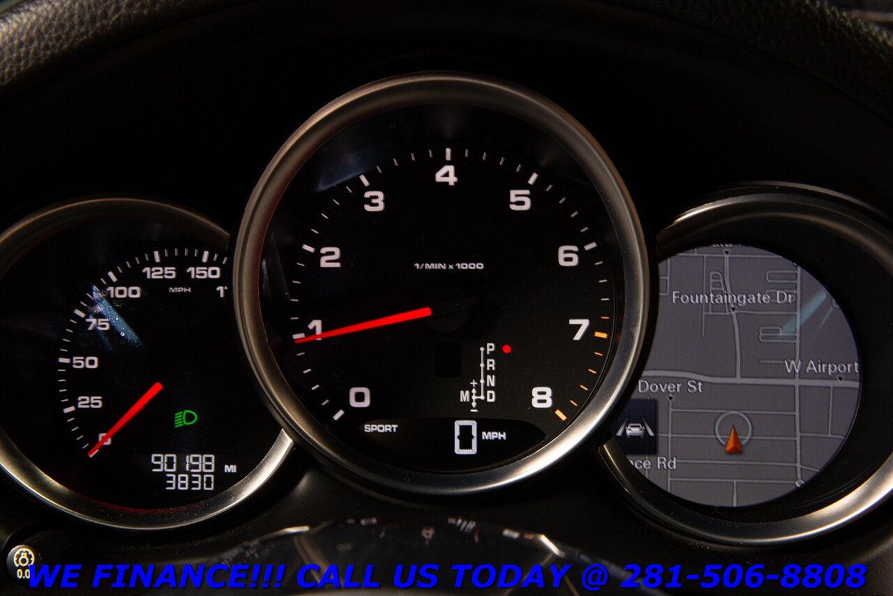 2017 Porsche Macan 2017 AWD PREM PKG NAV SPORT HEATSEAT BOSE CAMERA   - Photo 15 - Houston, TX 77031