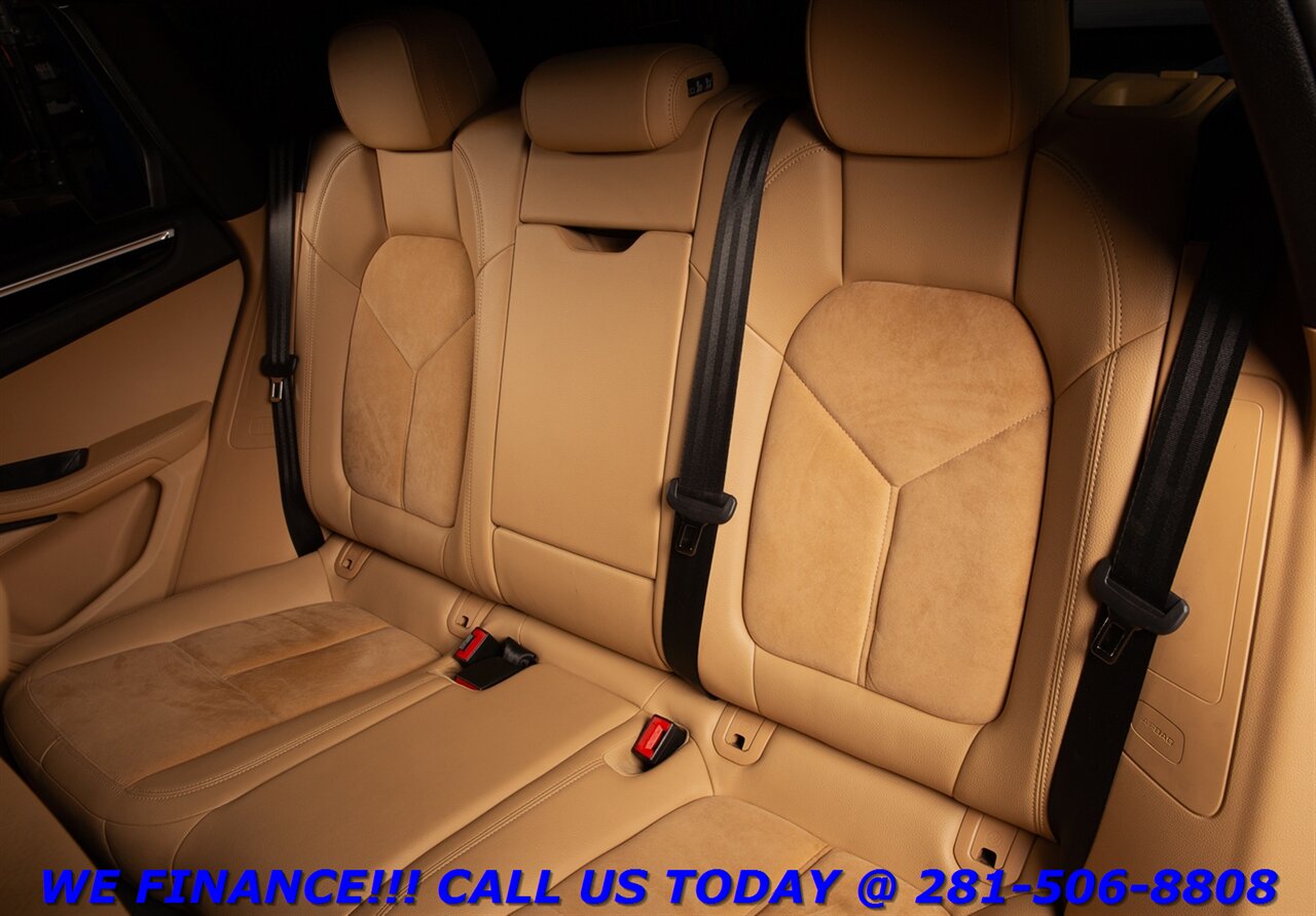 2017 Porsche Macan 2017 AWD PREM PKG NAV SPORT HEATSEAT BOSE CAMERA   - Photo 22 - Houston, TX 77031