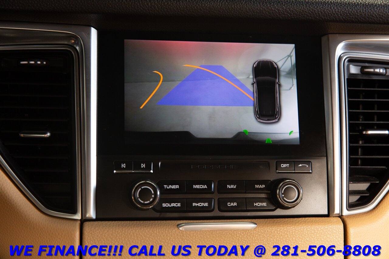 2017 Porsche Macan 2017 AWD PREM PKG NAV SPORT HEATSEAT BOSE CAMERA   - Photo 17 - Houston, TX 77031