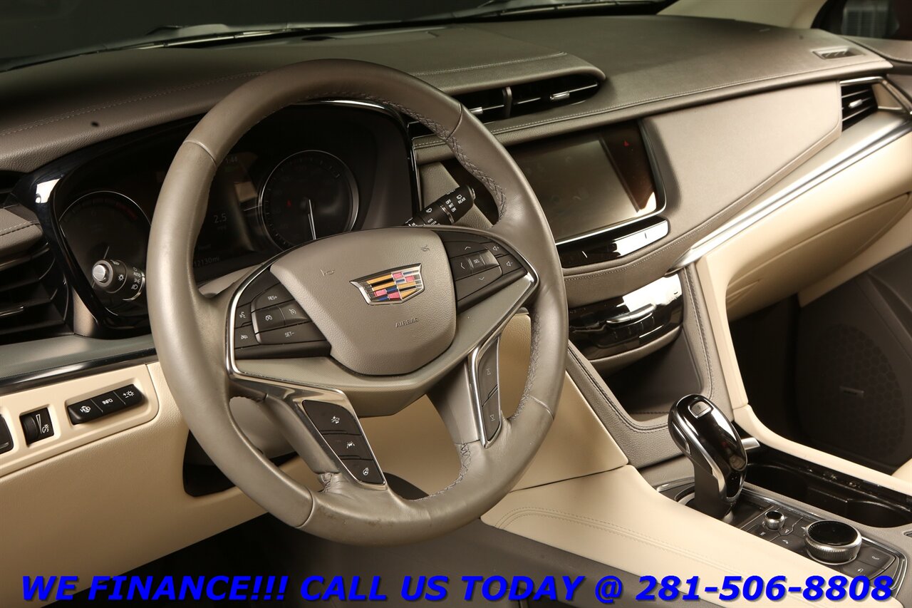 2023 Cadillac XT5 2023 Premium Luxury Tech PKG Nav PANO HUD 360CAM   - Photo 9 - Houston, TX 77031