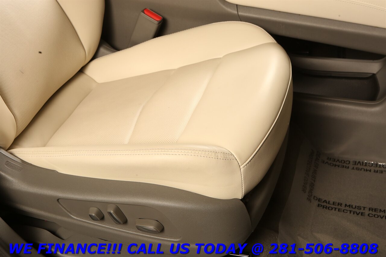 2023 Cadillac XT5 2023 Premium Luxury Tech PKG Nav PANO HUD 360CAM   - Photo 21 - Houston, TX 77031