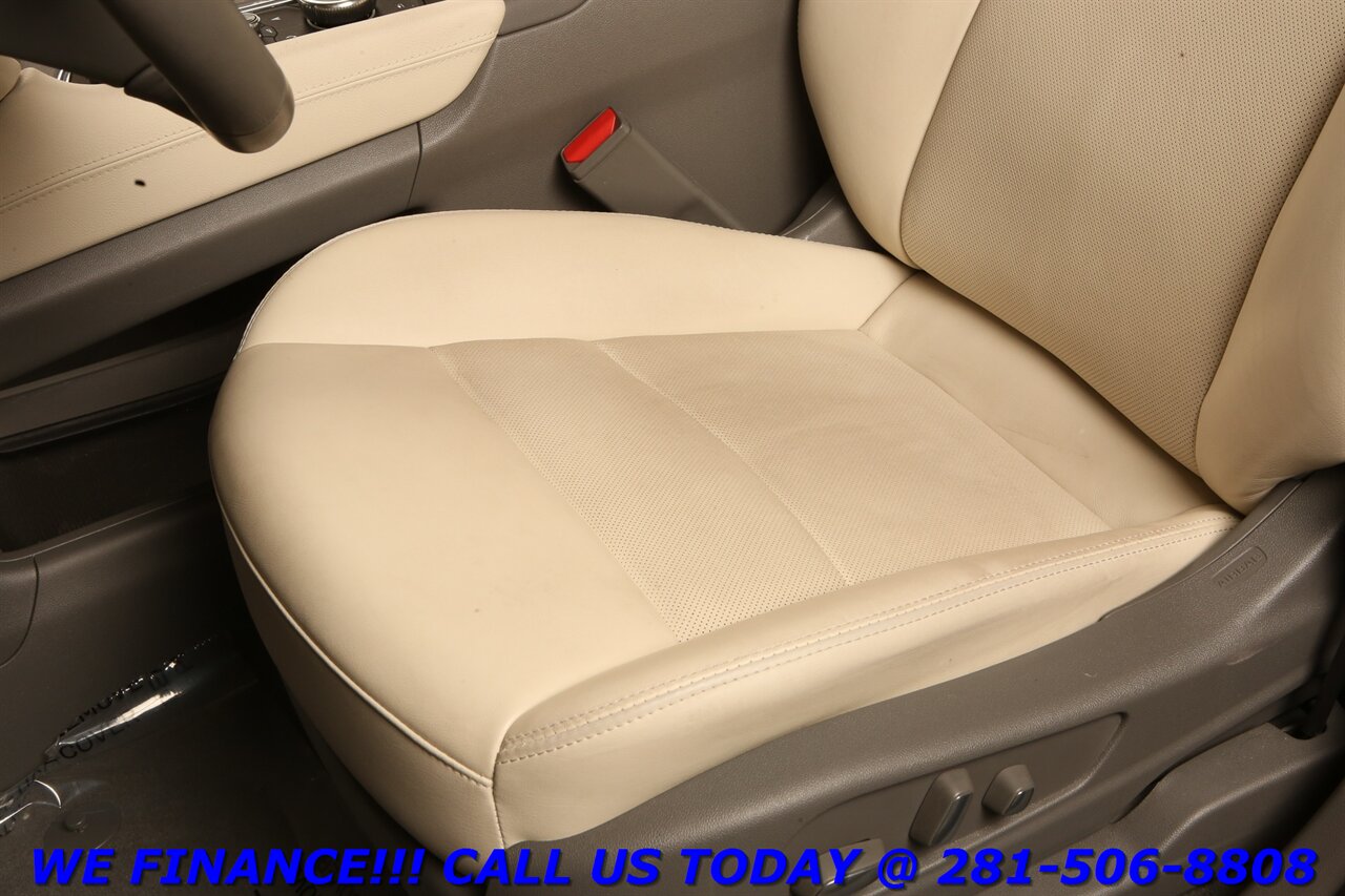 2023 Cadillac XT5 2023 Premium Luxury Tech PKG Nav PANO HUD 360CAM   - Photo 12 - Houston, TX 77031