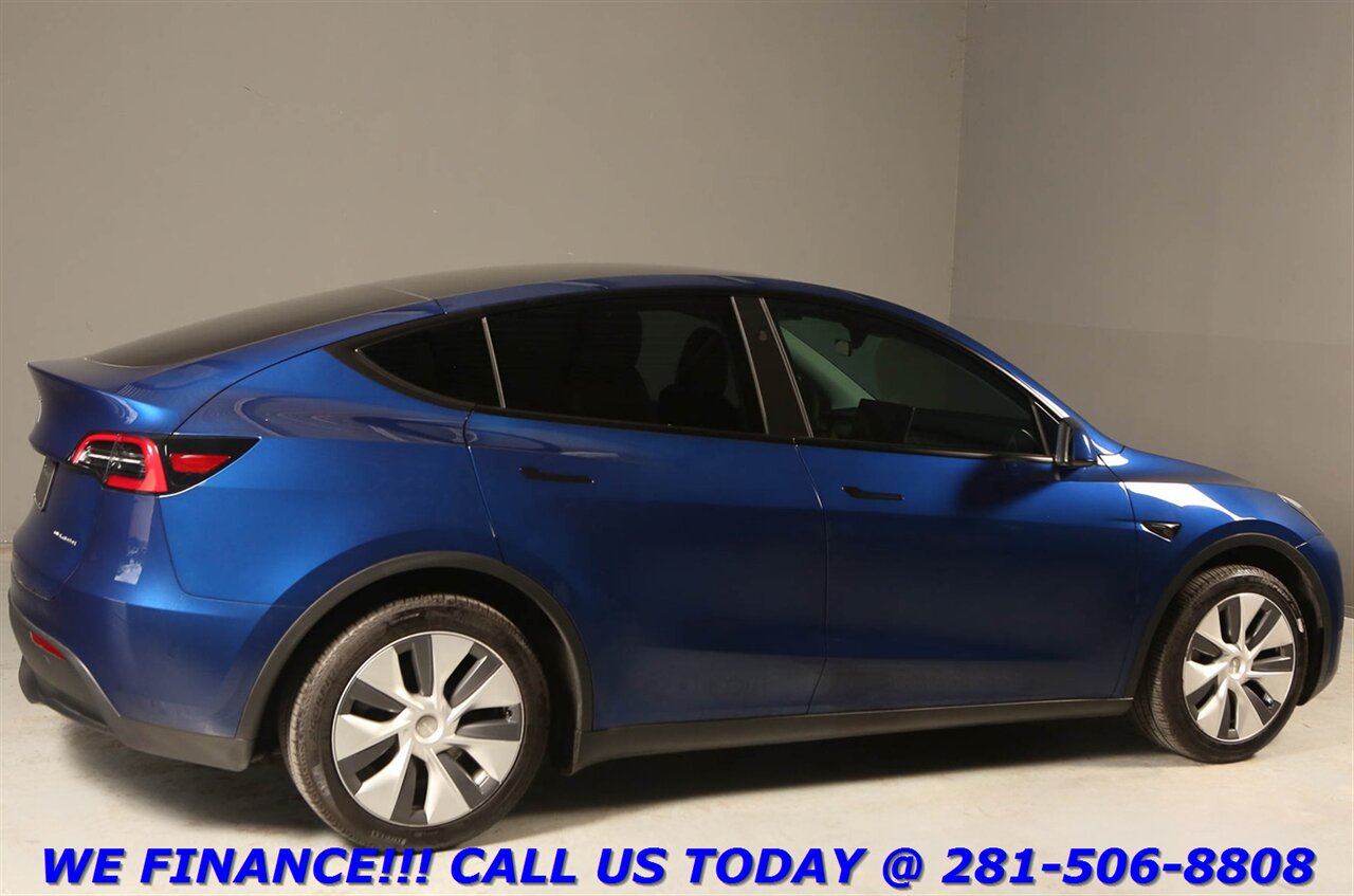 2024 Tesla Model Y 2024 Long Range AWD FSD NAV CAMERA WOOD 5K MILES!! - Photo 6 - Houston, TX 77031