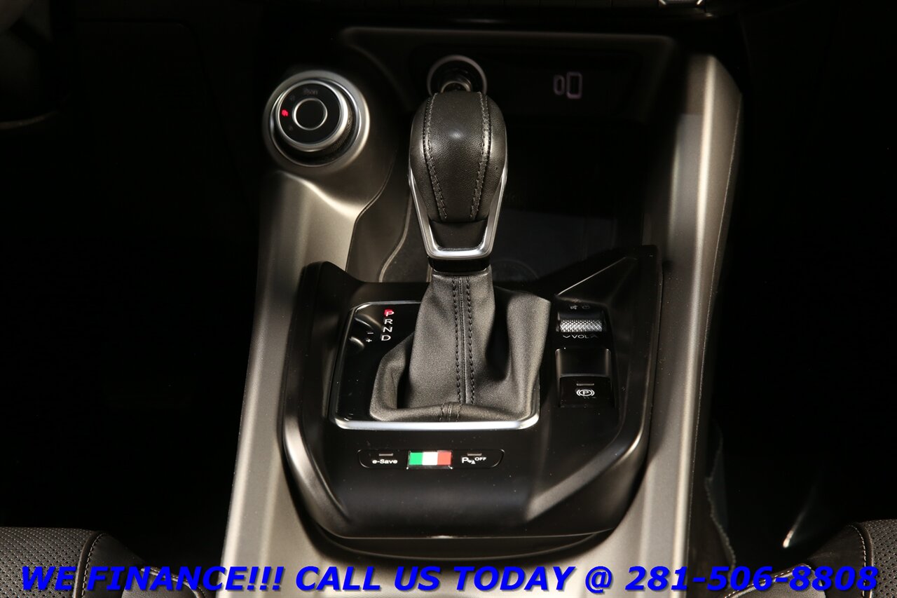 2024 Alfa Romeo Tonale Hybrid 2024 Ti eAWD PLUG-IN HYBRID NAV SUN 31K MLS   - Photo 18 - Houston, TX 77031