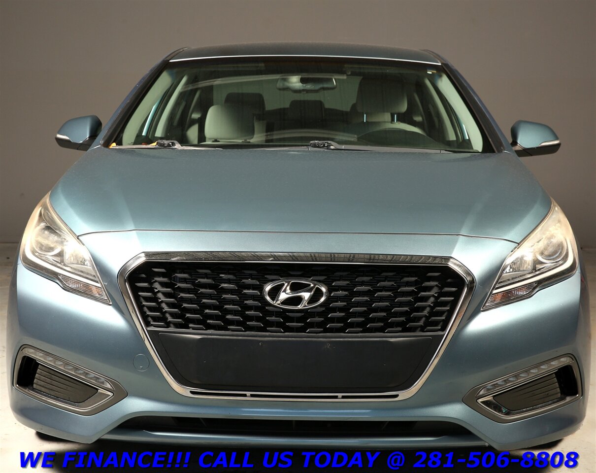 2016 Hyundai Sonata Hybrid 2016 SE HYBRID 40+ MPG CAMERA KEYGO BTOOTH 20K MLS   - Photo 9 - Houston, TX 77031
