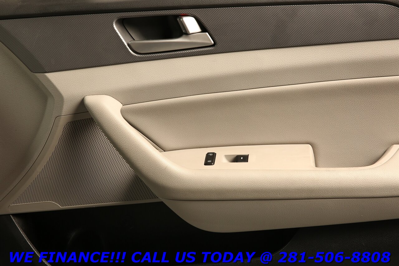 2016 Hyundai Sonata Hybrid 2016 SE HYBRID 40+ MPG CAMERA KEYGO BTOOTH 20K MLS   - Photo 25 - Houston, TX 77031