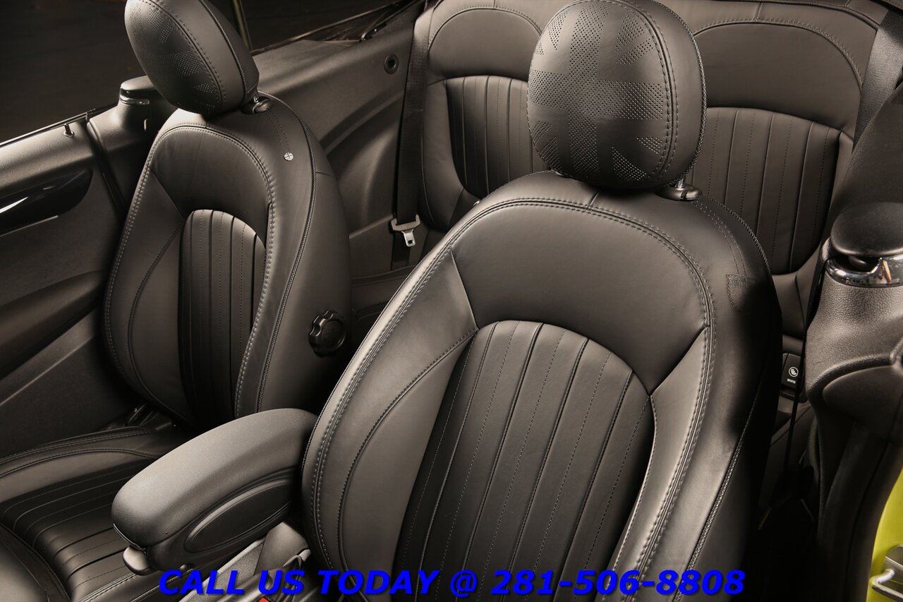 2024 MINI Convertible 2024 Cooper S NAV SPORT HEATSEAT 10K MLS!!! - Photo 12 - Houston, TX 77031