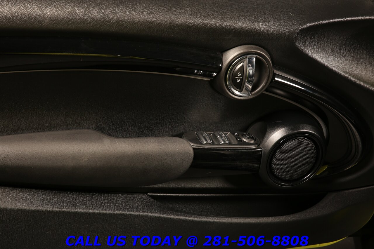 2024 MINI Convertible 2024 Cooper S NAV SPORT HEATSEAT 10K MLS!!! - Photo 10 - Houston, TX 77031
