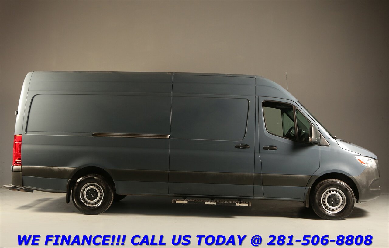 2019 Mercedes-Benz Sprinter 2019 2500 LWB 170 " DIESEL HIGH ROOF CARGO VAN   - Photo 7 - Houston, TX 77031