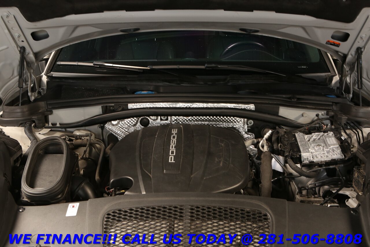 2021 Porsche Macan 2021 AWD NAV PANO SPORT BOSE CAMERA 66K - Photo 24 - Houston, TX 77031