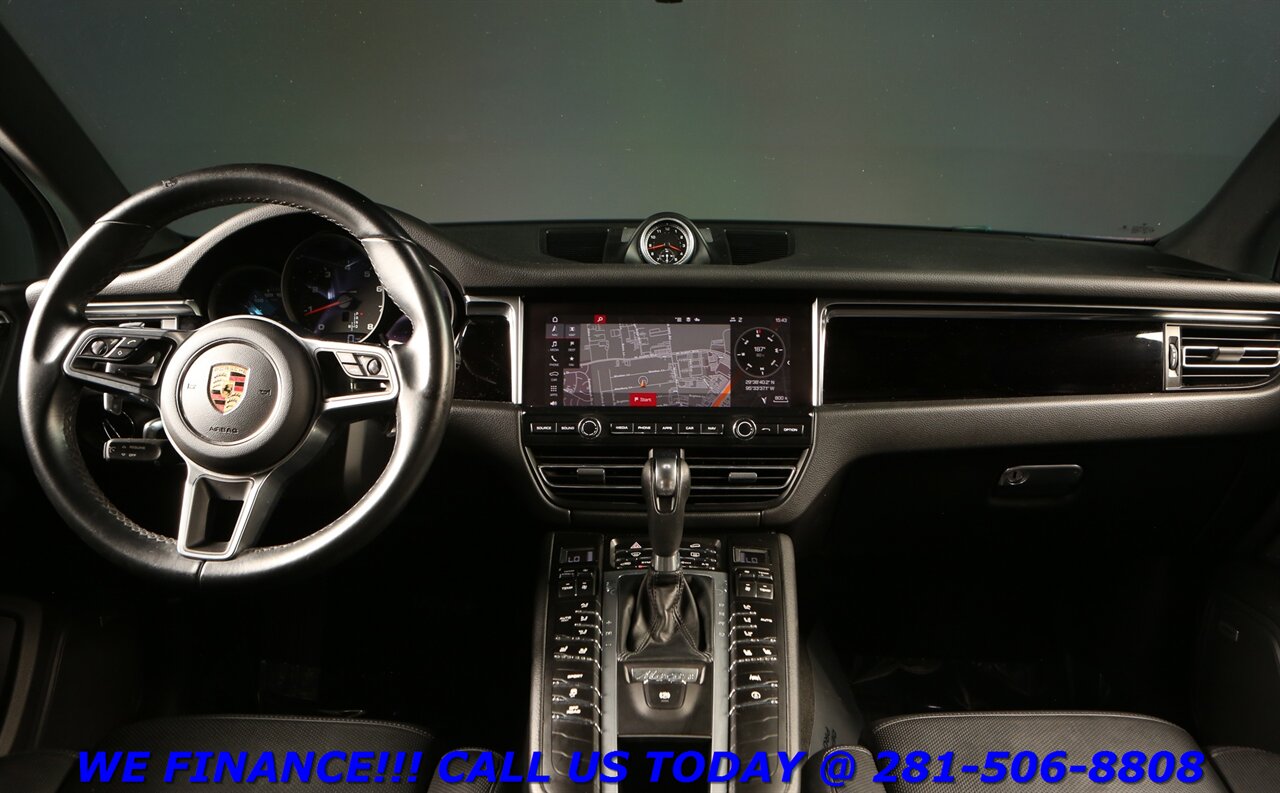 2021 Porsche Macan 2021 AWD NAV PANO SPORT BOSE CAMERA 66K - Photo 3 - Houston, TX 77031