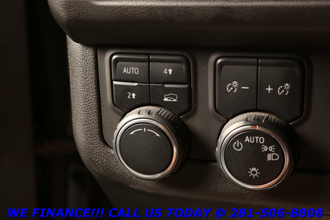 2021 Chevrolet Suburban 2021 LT 4X4 CARPLAY PANO ADAPT CRUISE 8PASS - Photo 15 - Houston, TX 77031