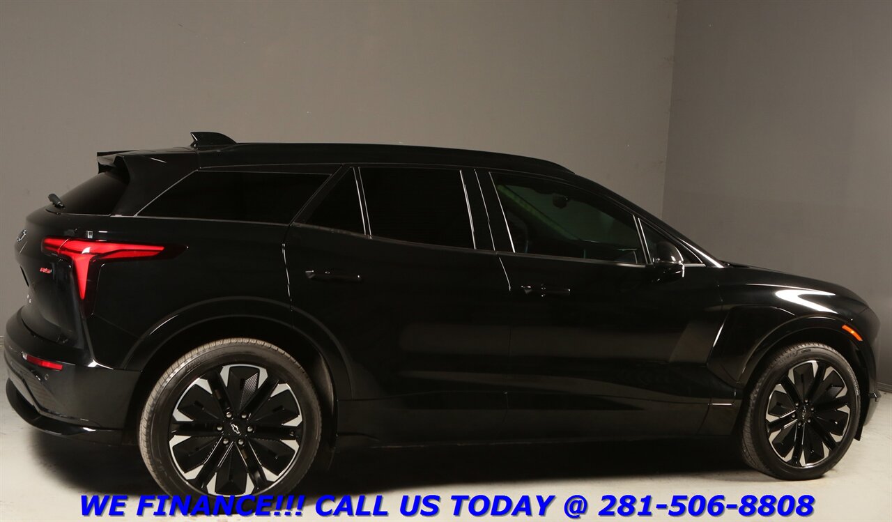 2024 Chevrolet Blazer 2024 RS EV NAV HUD PANOROOF ADAPT BLIS BOSE - Photo 6 - Houston, TX 77031
