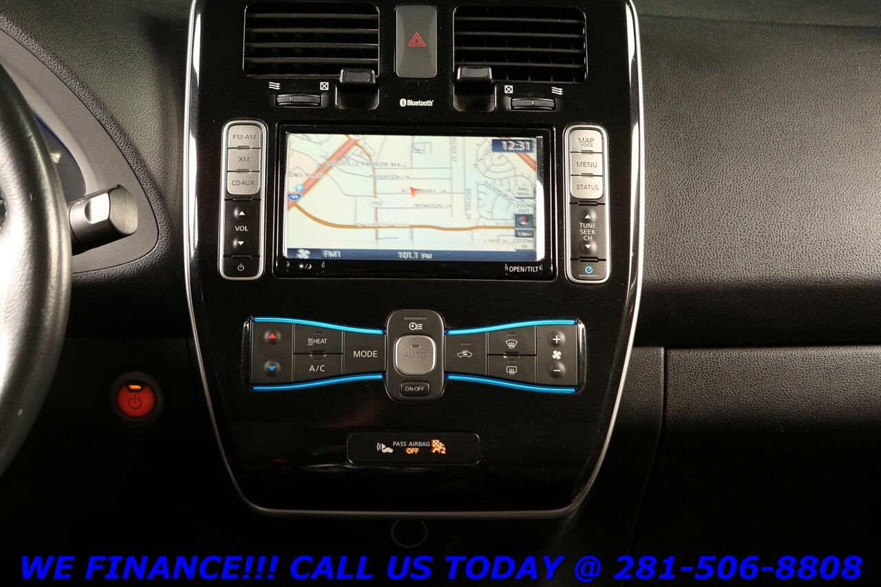 2015 Nissan LEAF 2015 QUICK CHARGE LED NAV HEATSEATS CAM IRS REBATE - Photo 17 - Houston, TX 77031