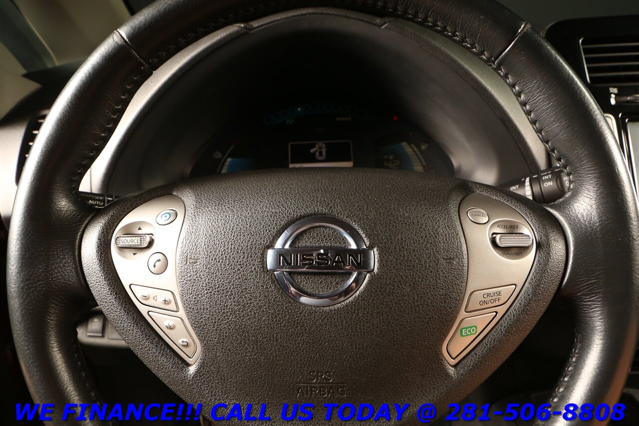 2015 Nissan LEAF 2015 QUICK CHARGE LED NAV HEATSEATS CAM IRS REBATE - Photo 14 - Houston, TX 77031