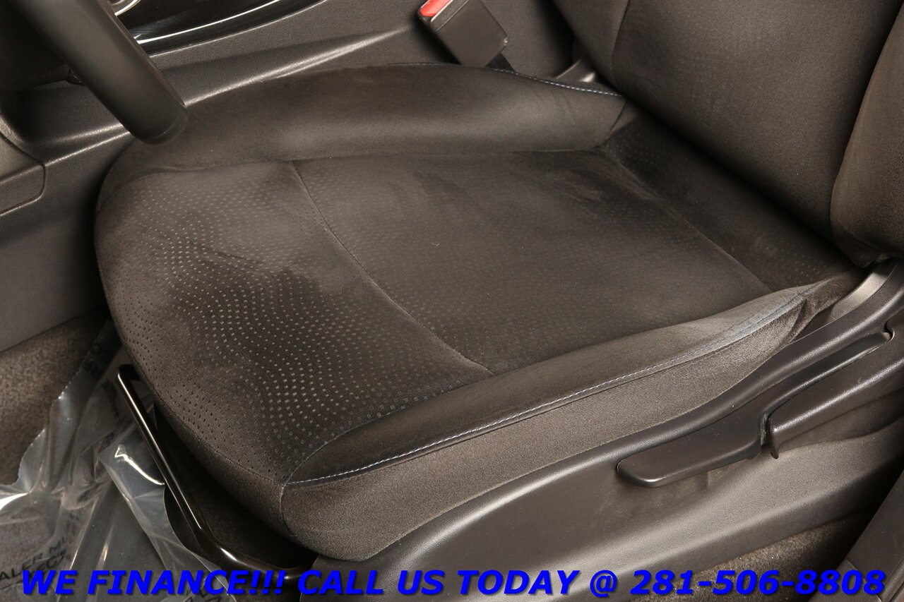 2015 Nissan LEAF 2015 QUICK CHARGE LED NAV HEATSEATS CAM IRS REBATE - Photo 13 - Houston, TX 77031