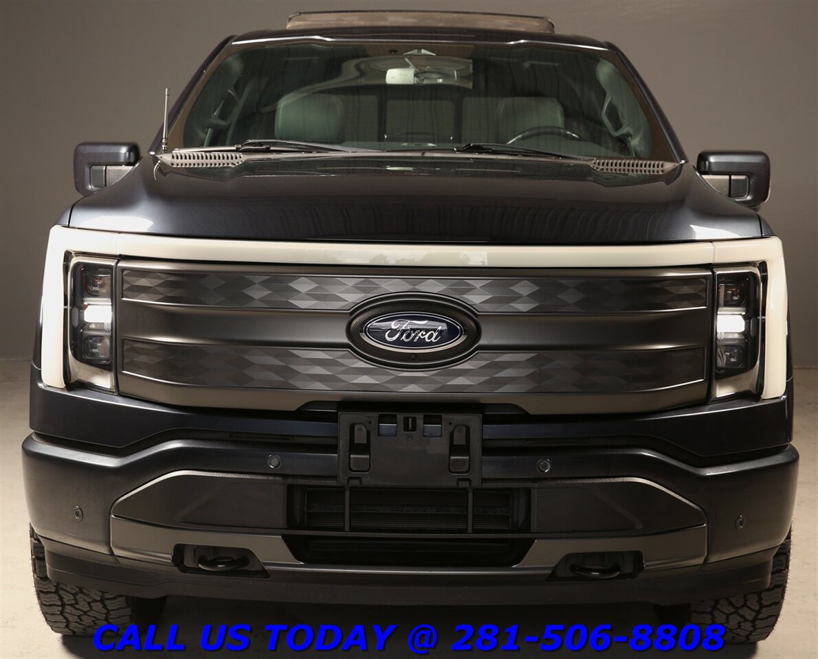 2022 Ford F-150 Lightning 2022 Lariat Crew 4x4 COPILOT NAV PANO ADAPT 39K Mi   - Photo 8 - Houston, TX 77031