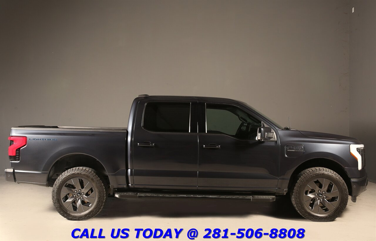2022 Ford F-150 Lightning 2022 Lariat Crew 4x4 COPILOT NAV PANO ADAPT 39K Mi   - Photo 7 - Houston, TX 77031