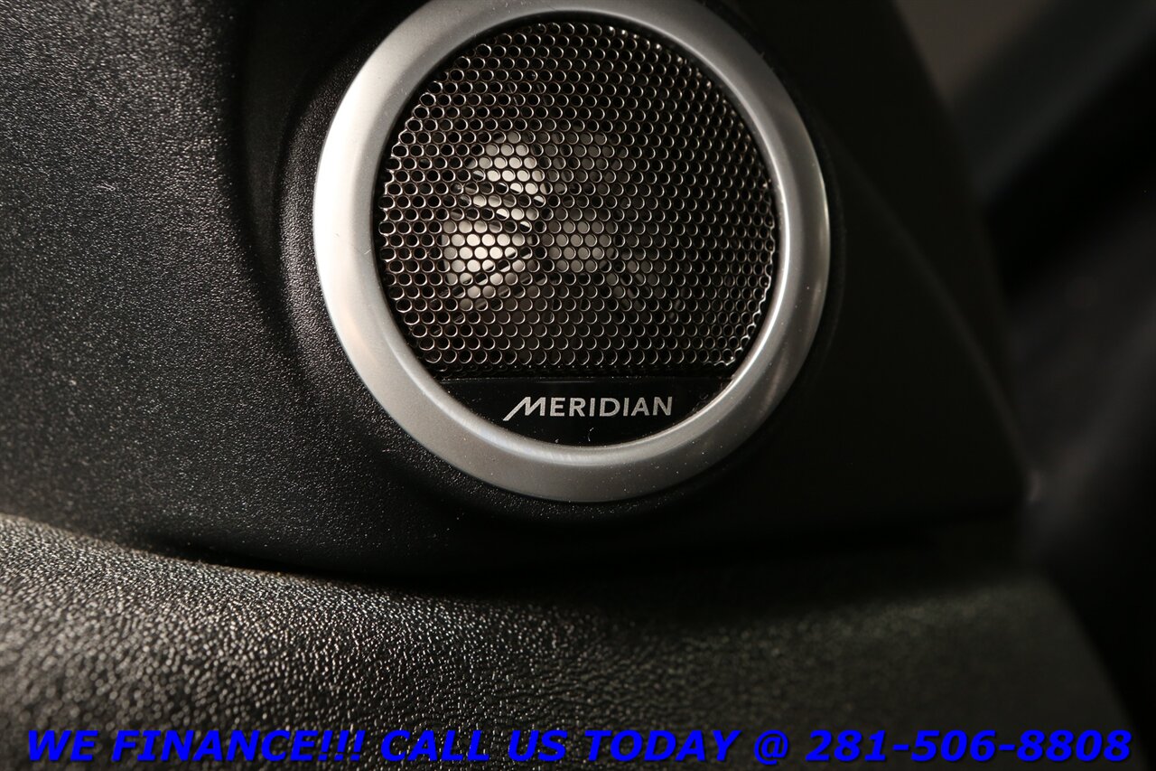 2020 Land Rover Evoque 2020 P250 S AWD NAV PANO BLIND MERIDIAN 46K MLS   - Photo 19 - Houston, TX 77031