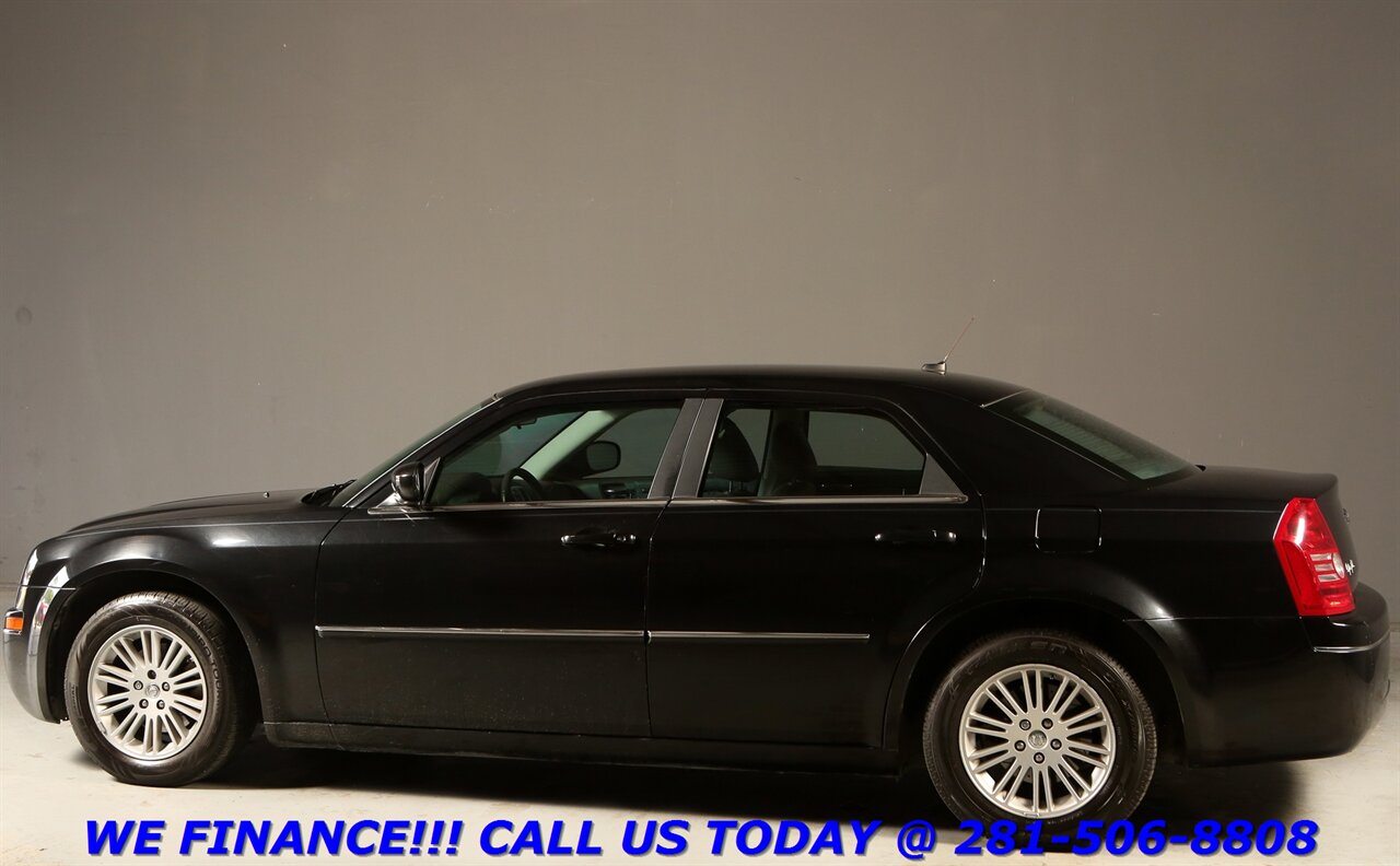 2008 Chrysler CHRYSLER 300 TOURING LEATHER CRUISE BLUETOOTH PWR SEAT - Photo 4 - Houston, TX 77031