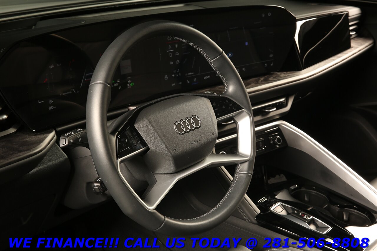 2025 Audi Q5 2025 Quattro Premium Plus AWD NAV HUD PANO 13K MLS   - Photo 10 - Houston, TX 77031