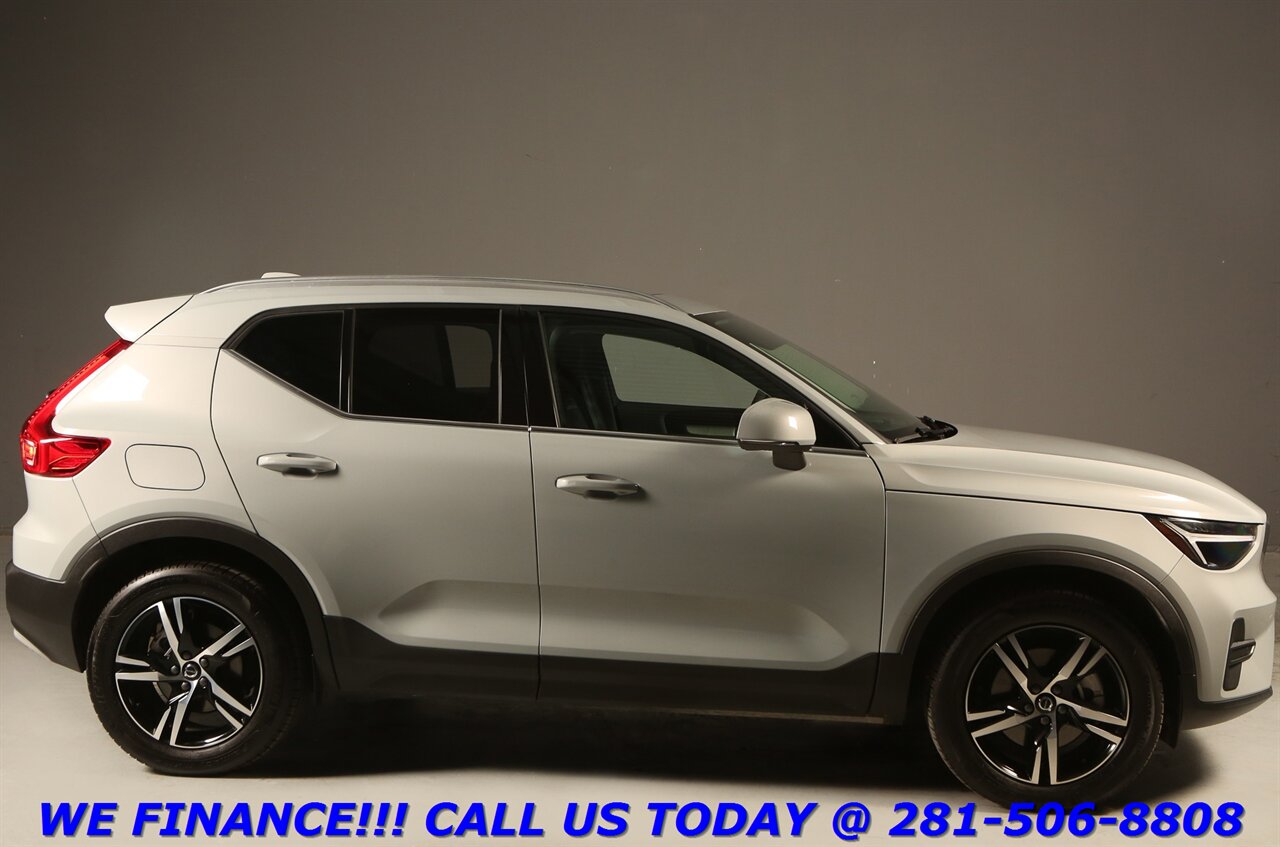 2025 Volvo XC40 2025 B5 Bright Theme AWD NAV PANO CAPLY CLIMATE PK   - Photo 7 - Houston, TX 77031