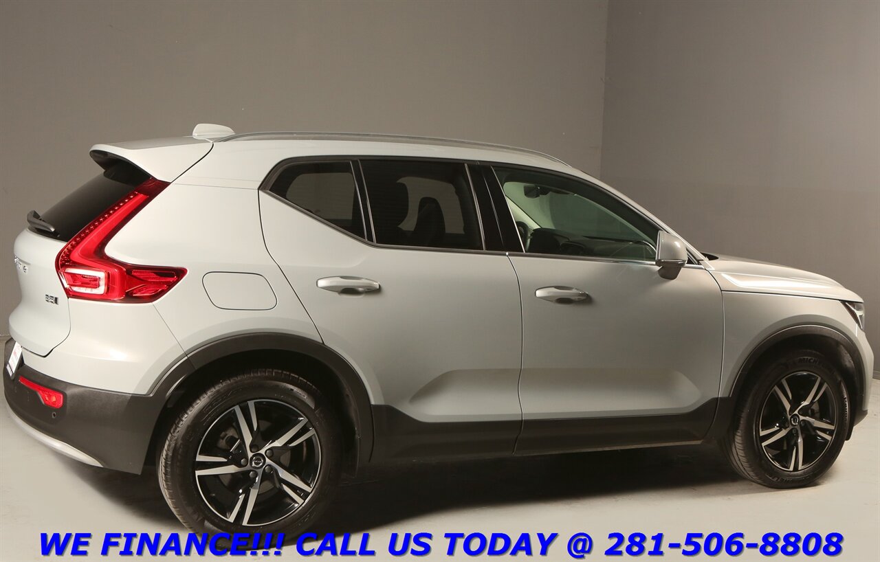 2025 Volvo XC40 2025 B5 Bright Theme AWD NAV PANO CAPLY CLIMATE PK   - Photo 6 - Houston, TX 77031