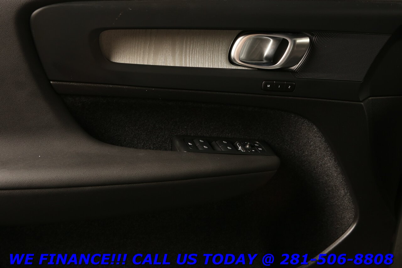 2025 Volvo XC40 2025 B5 Bright Theme AWD NAV PANO CAPLY CLIMATE PK   - Photo 10 - Houston, TX 77031