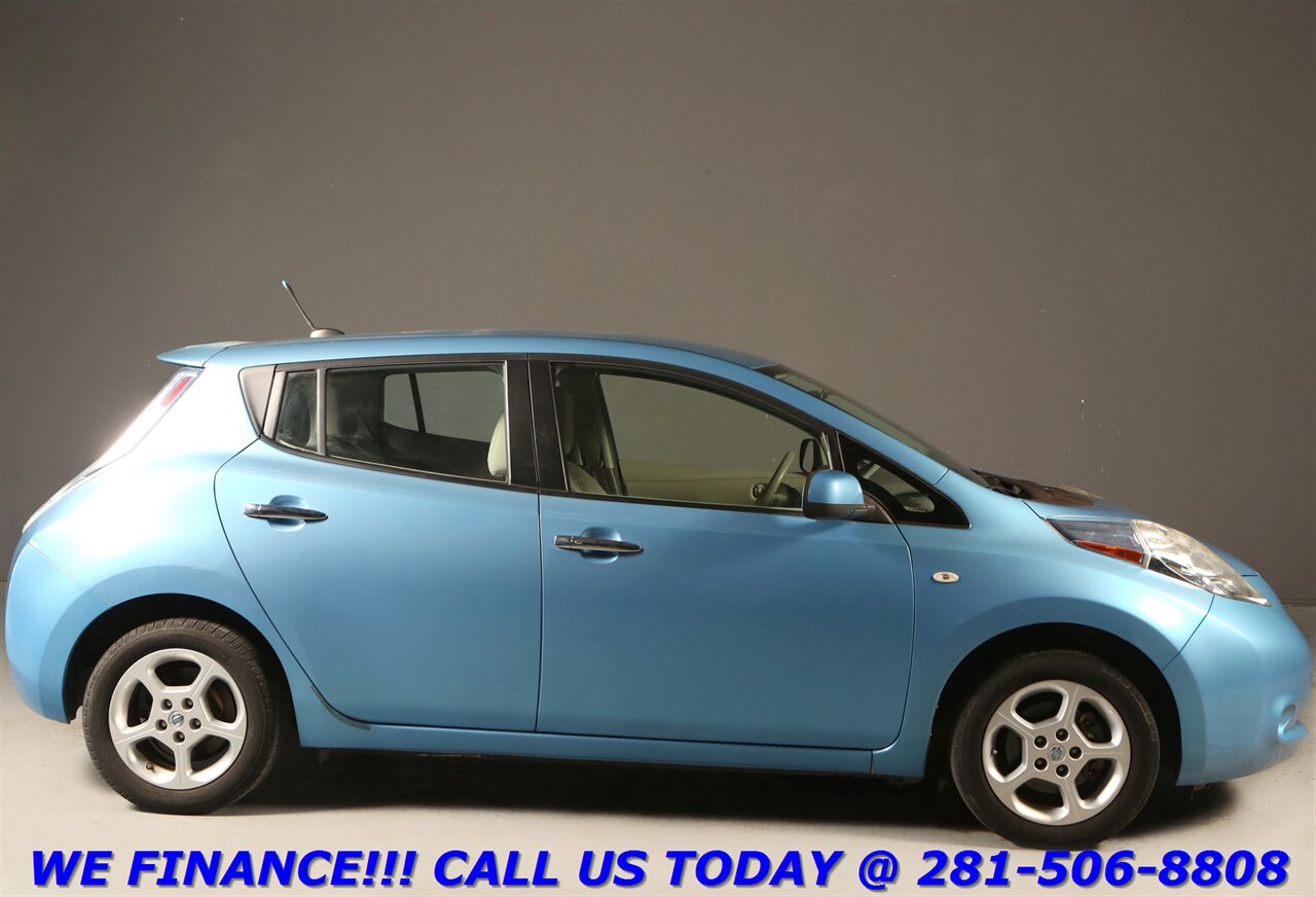 2012 Nissan LEAF 2012 SL NAV QUICK CHARGE CAM KEYGO 68K MLS IRS RE - Photo 7 - Houston, TX 77031