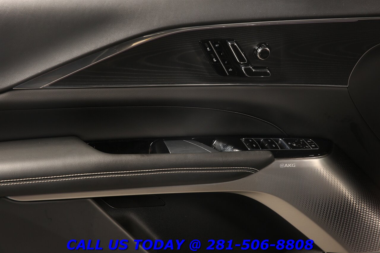 2024 Cadillac LYRIQ 2024 Luxury 500HP AWD NAV PANO ADAPTCRUISE 33K Mi - Photo 27 - Houston, TX 77031