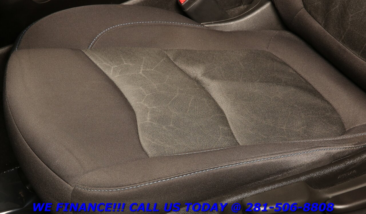 2017 Chevrolet Volt 2017 LT SPORT CAMERA KEYLESS BLUETOOTH 73K MLS   - Photo 12 - Houston, TX 77031