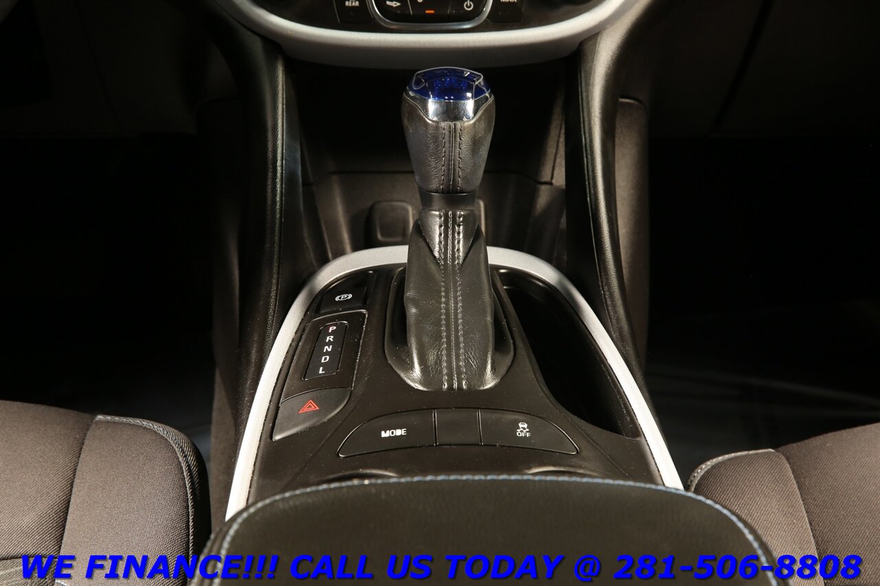 2017 Chevrolet Volt 2017 LT SPORT CAMERA KEYLESS BLUETOOTH 73K MLS   - Photo 17 - Houston, TX 77031