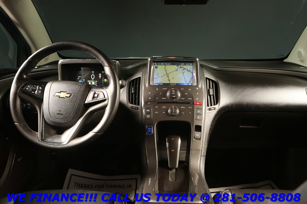 2015 Chevrolet Volt 2015 Premium PLUG-IN HYBRID NAV HEATSEAT 86K   - Photo 4 - Houston, TX 77031