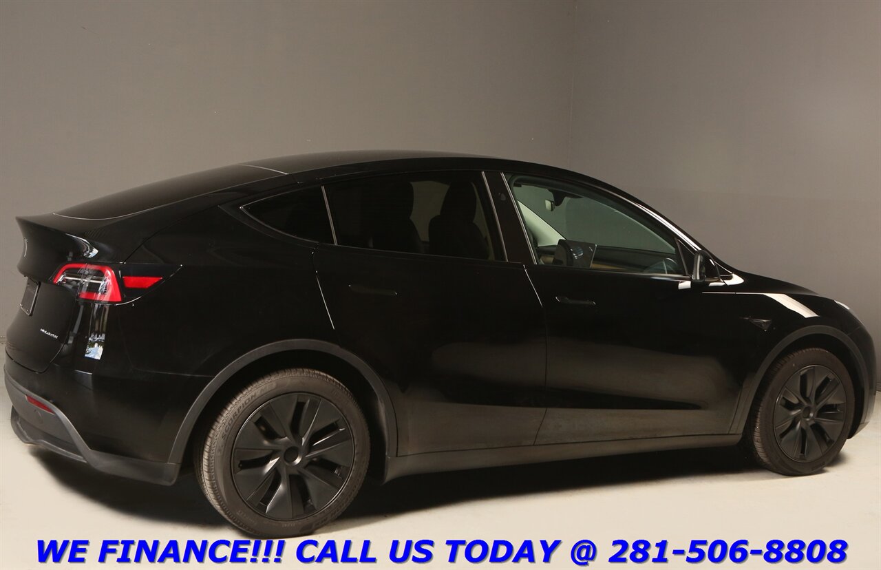 2025 Tesla Model Y 2025 Long Range AWD FSD4 AUTOPILOT NAV PANO 2K MLS   - Photo 6 - Houston, TX 77031