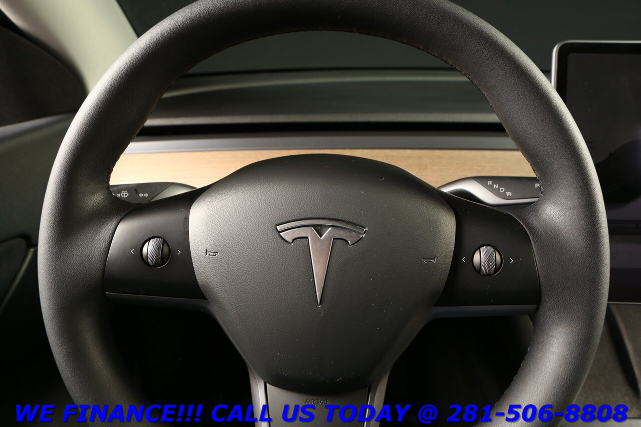 2025 Tesla Model Y 2025 Long Range AWD FSD4 AUTOPILOT NAV PANO 2K MLS   - Photo 14 - Houston, TX 77031